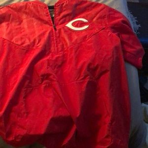 Cincinnati Reds short sleeve pull over